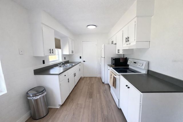 1004 BOOKER AVENUE, Sebring, FL 33870