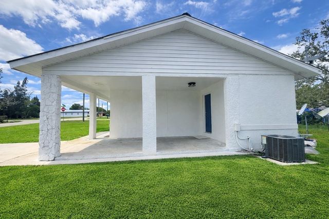 1004 BOOKER AVENUE, Sebring, FL 33870