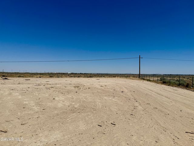 45731 W 48th Street, Lancaster, CA 93536