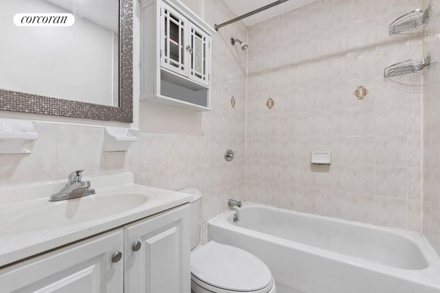 1562 PACIFIC Street, New York City, NY 11213
