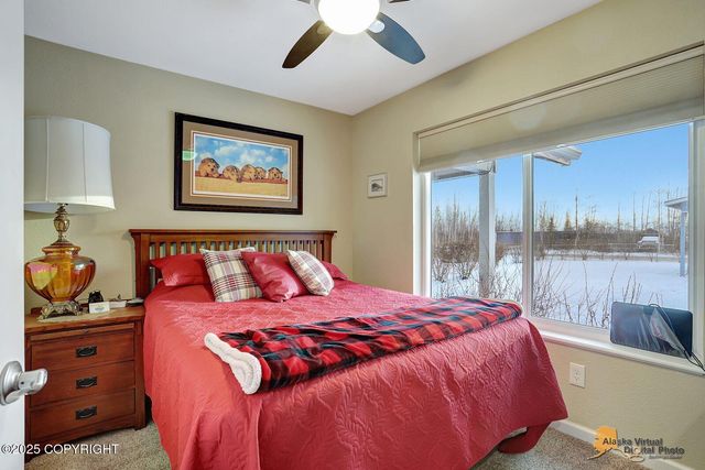 528 N Beaver Lake Road, Big Lake, AK 99652