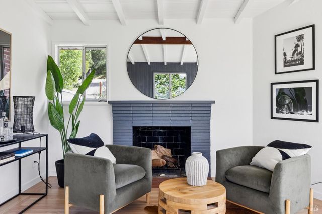 95 Ridge Rd, San Anselmo, CA 94960