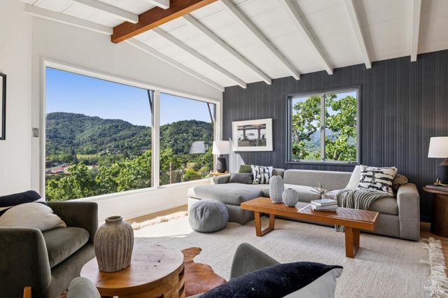 95 Ridge Rd, San Anselmo, CA 94960