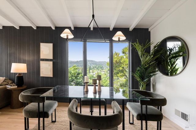 95 Ridge Rd, San Anselmo, CA 94960