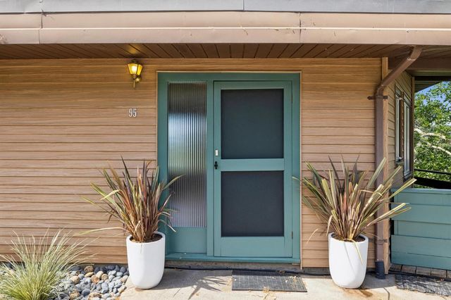 95 Ridge Rd, San Anselmo, CA 94960