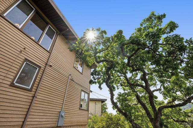 95 Ridge Rd, San Anselmo, CA 94960