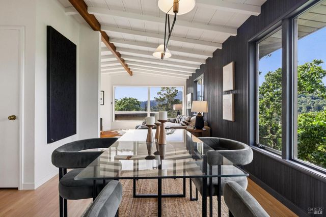 95 Ridge Rd, San Anselmo, CA 94960