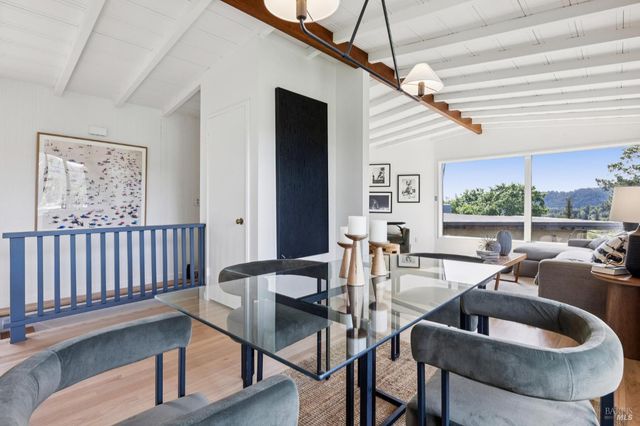 95 Ridge Rd, San Anselmo, CA 94960