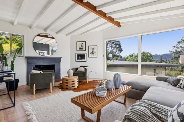 95 Ridge Rd, San Anselmo, CA 94960