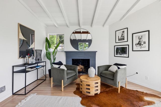 95 Ridge Rd, San Anselmo, CA 94960