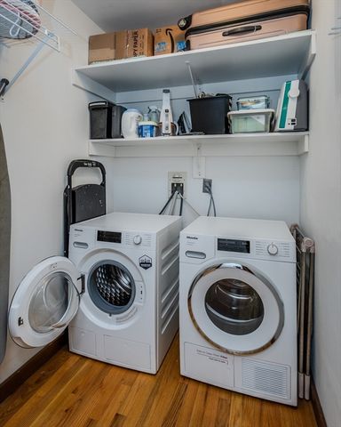 231 Main St 3R, Northampton, MA 01060