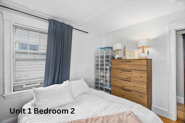 52 Sterling St, Somerville, MA 02144