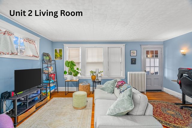 52 Sterling St, Somerville, MA 02144