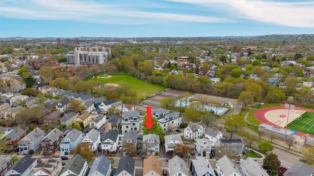 52 Sterling St, Somerville, MA 02144