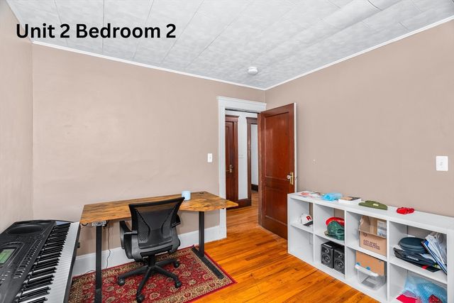 52 Sterling St, Somerville, MA 02144