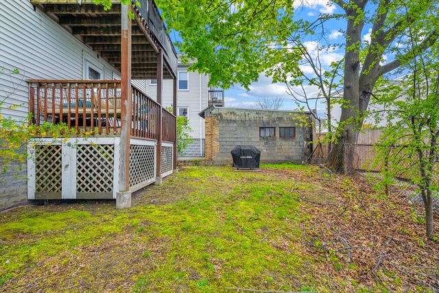 52 Sterling St, Somerville, MA 02144