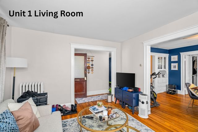 52 Sterling St, Somerville, MA 02144