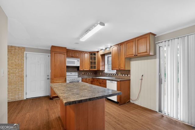 2780 London Berry Court, Snellville, GA 30039