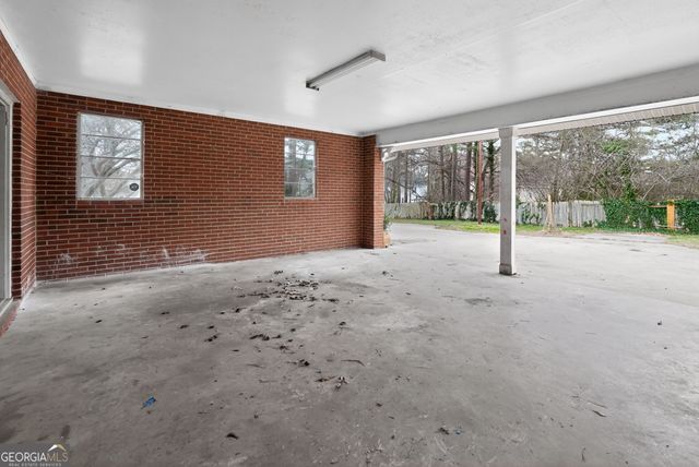 2780 London Berry Court, Snellville, GA 30039