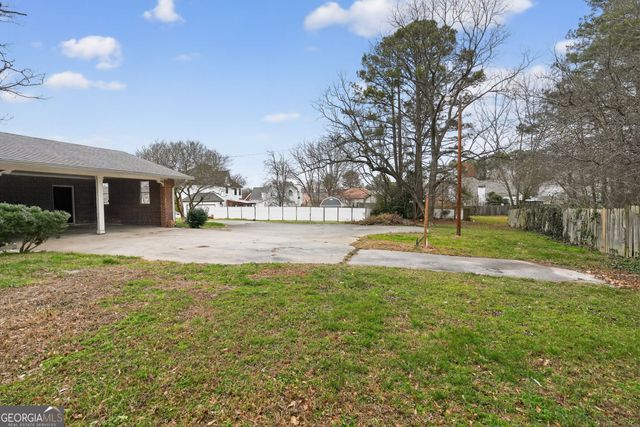 2780 London Berry Court, Snellville, GA 30039