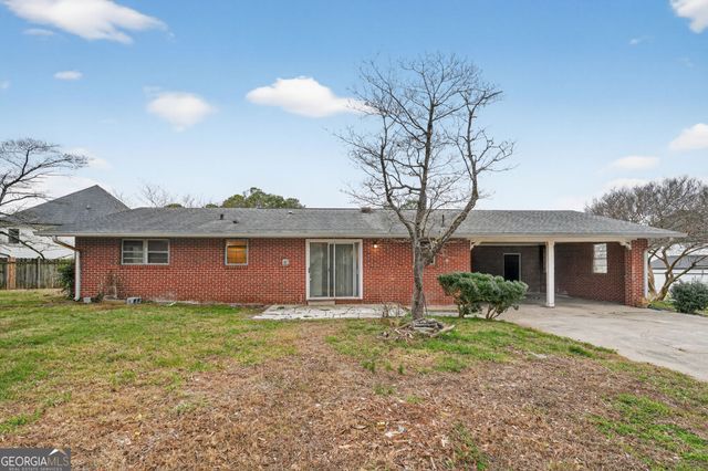 2780 London Berry Court, Snellville, GA 30039