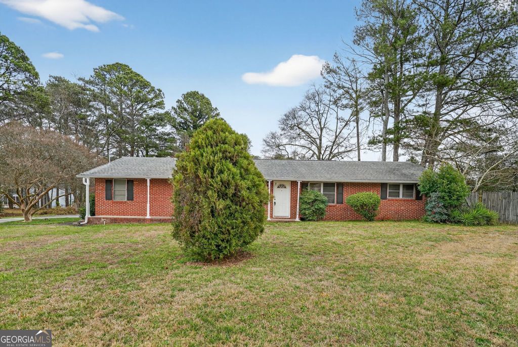 2780 London Berry Court, Snellville, GA 30039