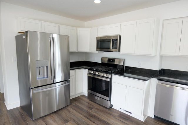 4621 39th AVENUE, Kenosha, WI 53144