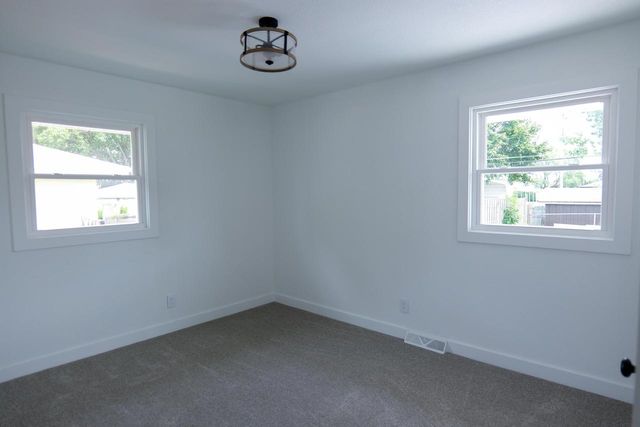4621 39th AVENUE, Kenosha, WI 53144