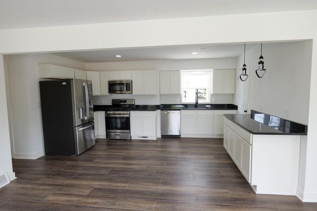 4621 39th AVENUE, Kenosha, WI 53144