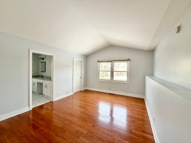 213 Vintage Lane, Buffalo Grove, IL 60089