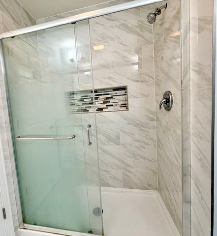 213 Vintage Lane, Buffalo Grove, IL 60089