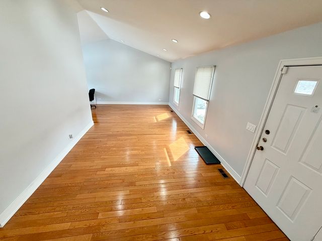 213 Vintage Lane, Buffalo Grove, IL 60089