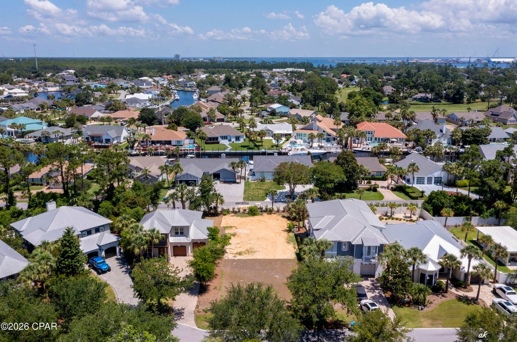 Image 3 of property listing at 5418 Hopetown Lane, Panama City Beach, FL 32408