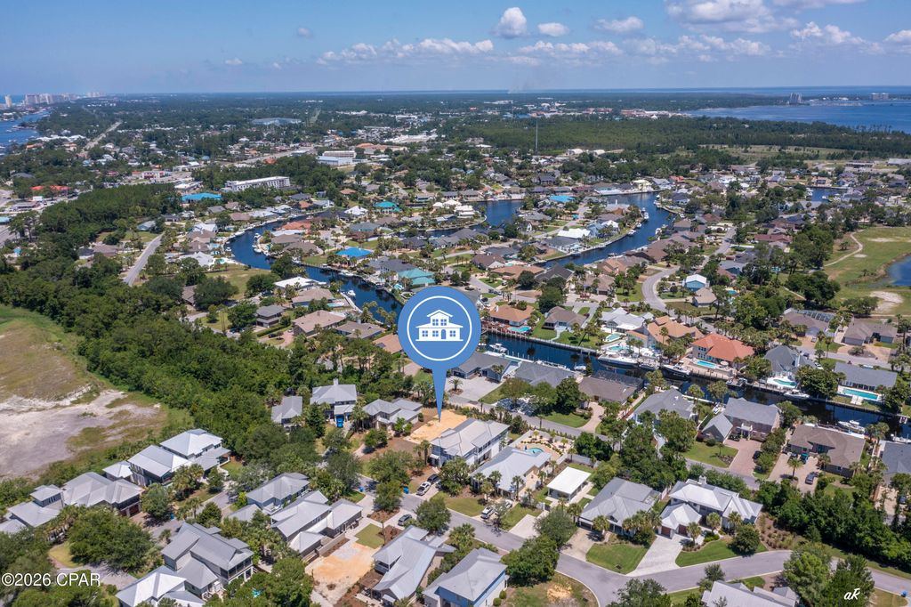 Image 6 of property listing at 5418 Hopetown Lane, Panama City Beach, FL 32408