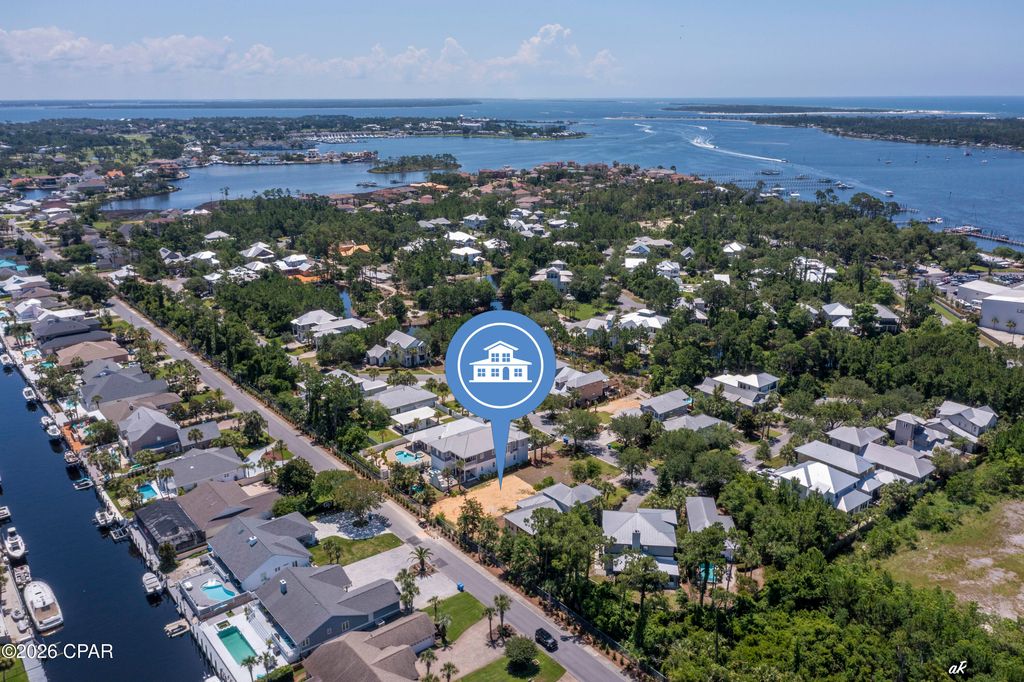 Image 8 of property listing at 5418 Hopetown Lane, Panama City Beach, FL 32408