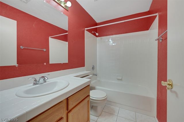 8396 Drop Camp Street, Las Vegas, NV 89123