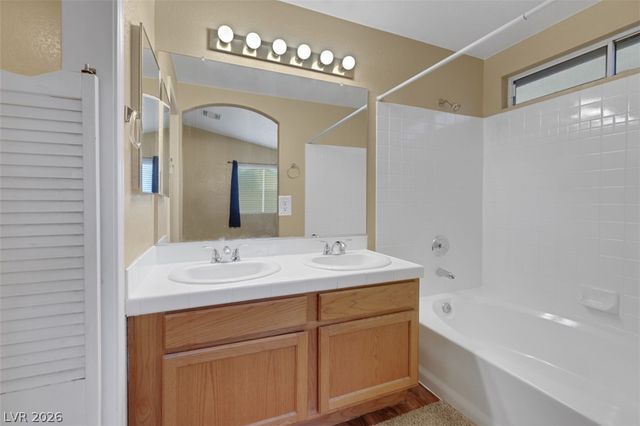 8396 Drop Camp Street, Las Vegas, NV 89123