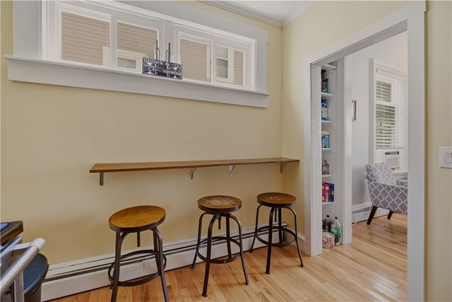 3 Prairie Avenue 1, Newport, RI 02840