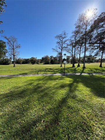 6080 NW 44th St 107, Lauderhill, FL 33319