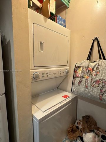 6080 NW 44th St 107, Lauderhill, FL 33319