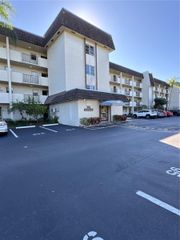 6080 NW 44th St 107, Lauderhill, FL 33319