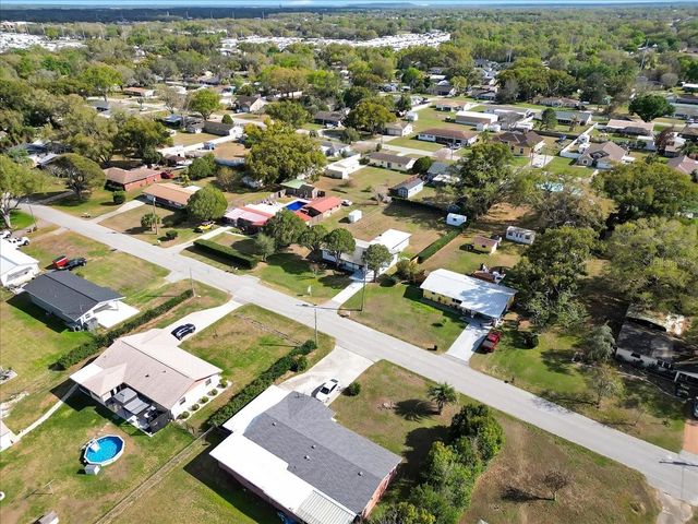 37136 MANDARIN AVENUE, Zephyrhills, FL 33541