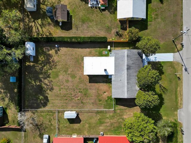 37136 MANDARIN AVENUE, Zephyrhills, FL 33541