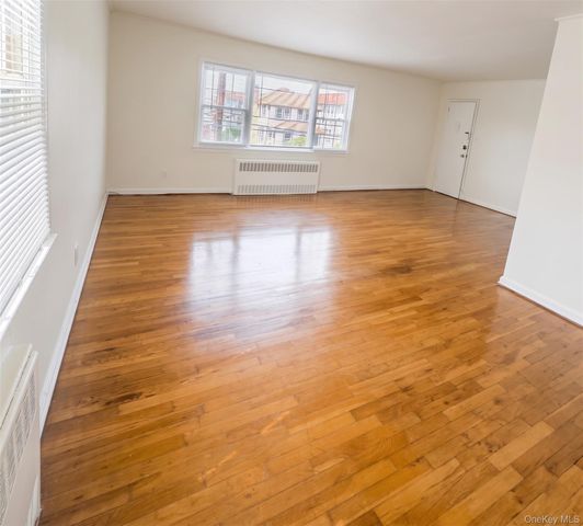 2711 Deerfield Road, Far Rockaway, NY 11691