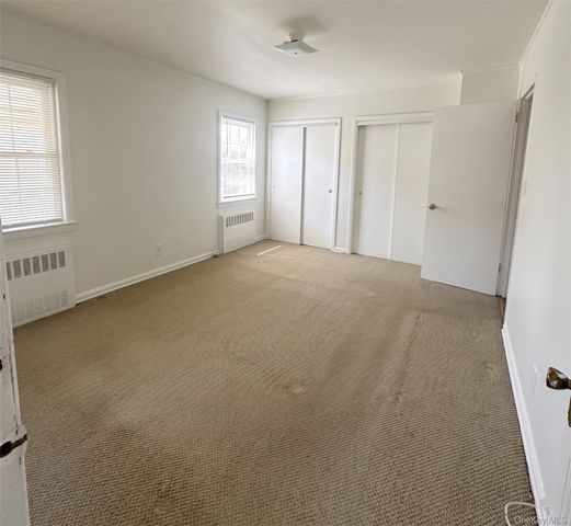 2711 Deerfield Road, Far Rockaway, NY 11691
