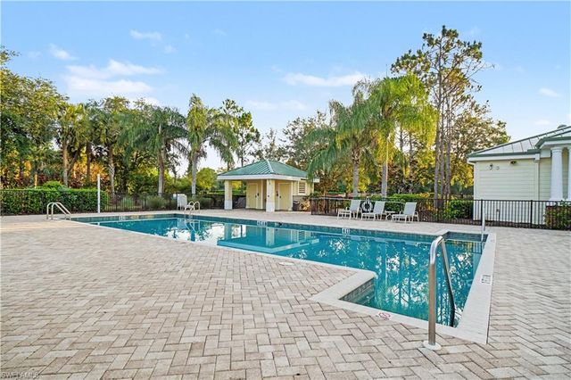 20313 Camino Torcido LOOP, North Fort Myers, FL 33917