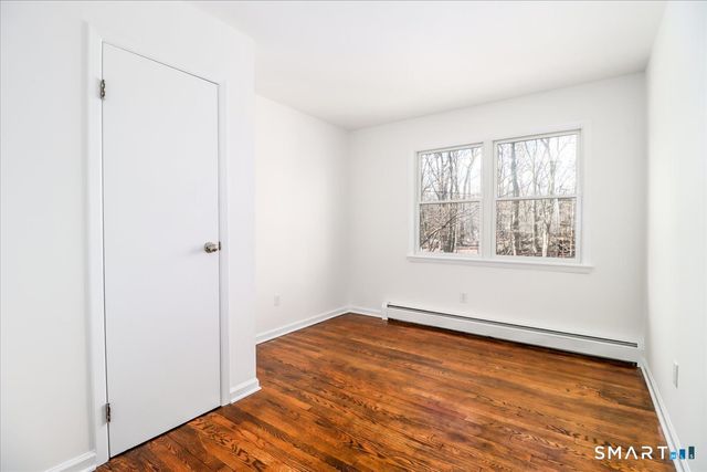 8 Summit Lane, Ridgefield, CT 06877