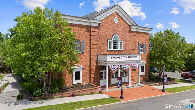 8 Summit Lane, Ridgefield, CT 06877