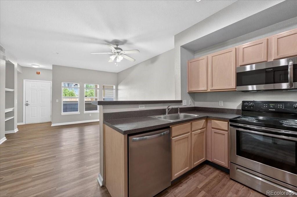 8707 E Florida Ave 605, Denver, CO 80247
