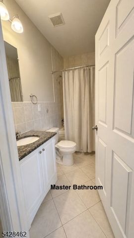 15 Tichenor Ln 205, Newark City, NJ 07114